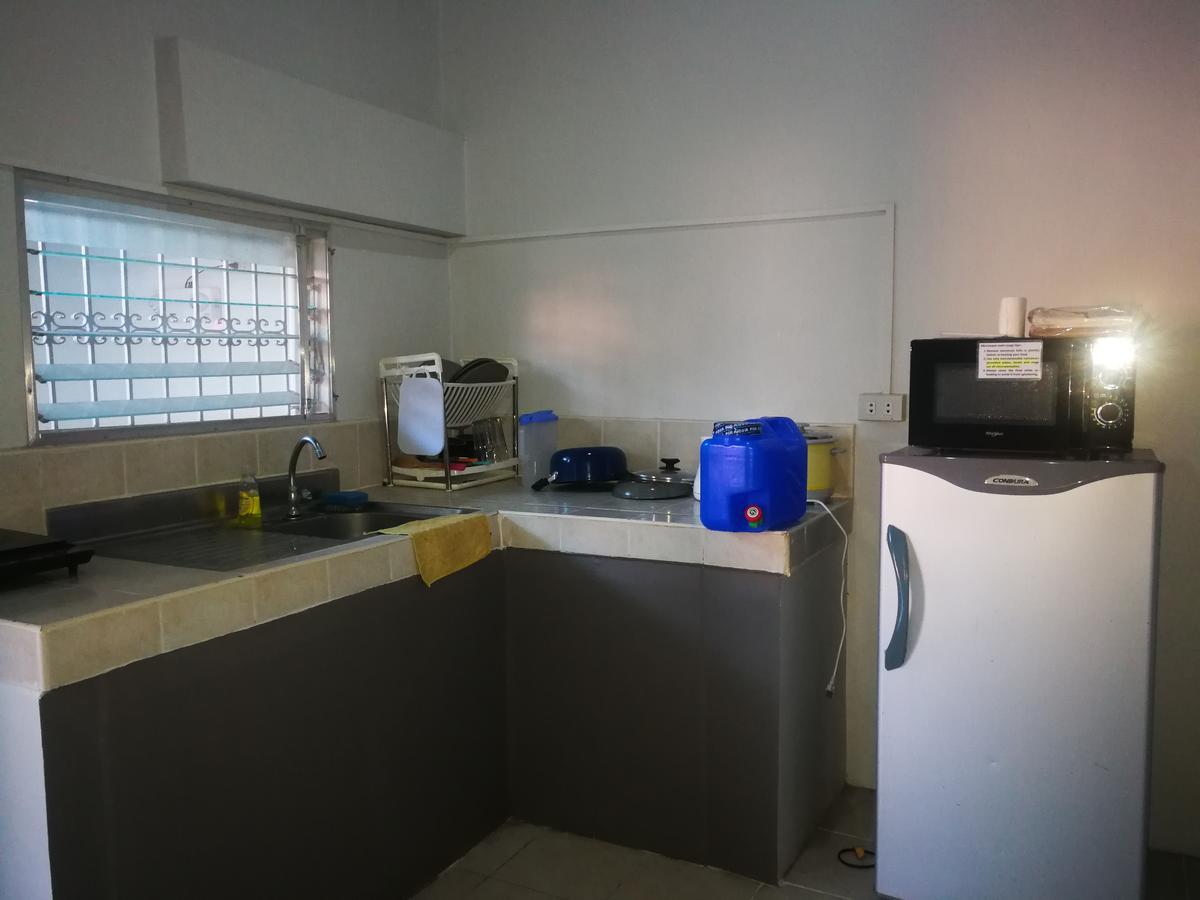 Moonstone: Comfy 1Br Unit Apartman Olongapo Kültér fotó