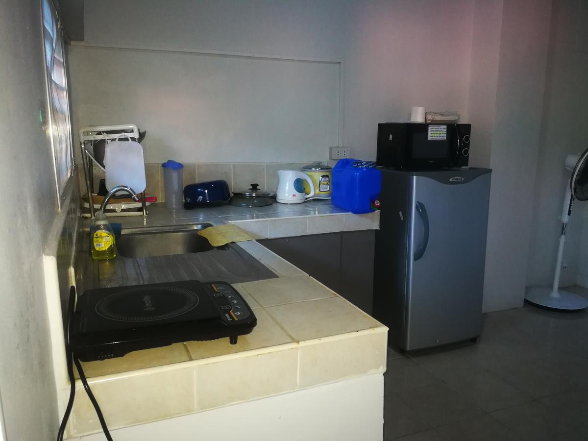 Moonstone: Comfy 1Br Unit Apartman Olongapo Kültér fotó